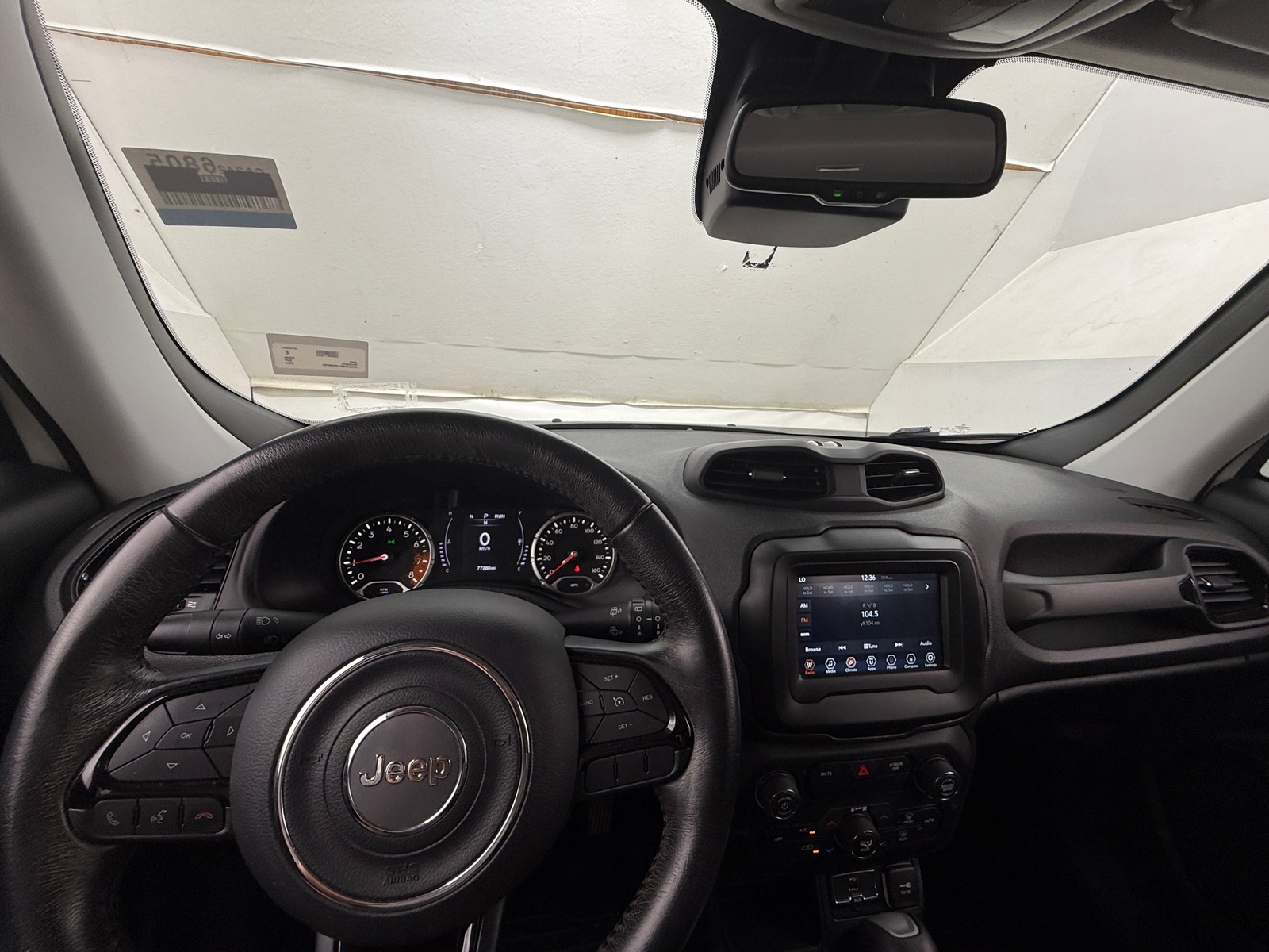 Thumbnail: 2018 Jeep Renegade - 3