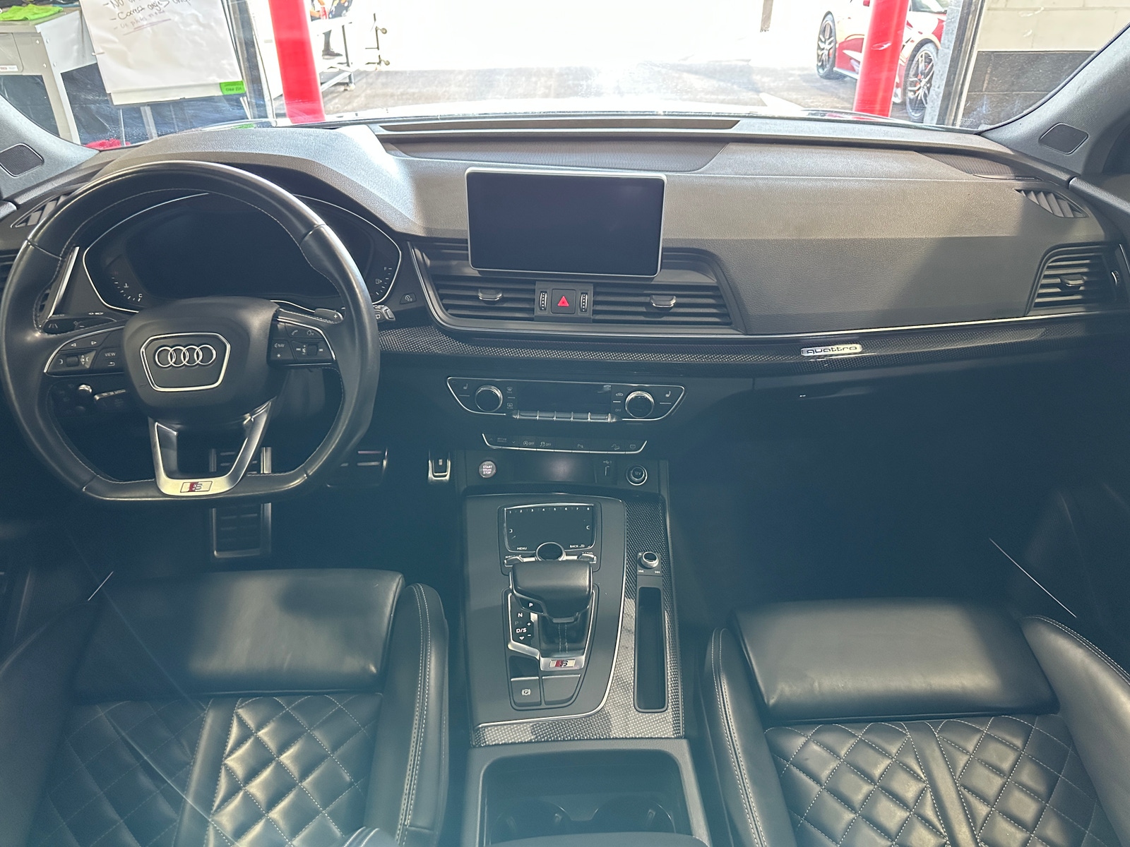 Thumbnail: 2018 Audi SQ5 - 2