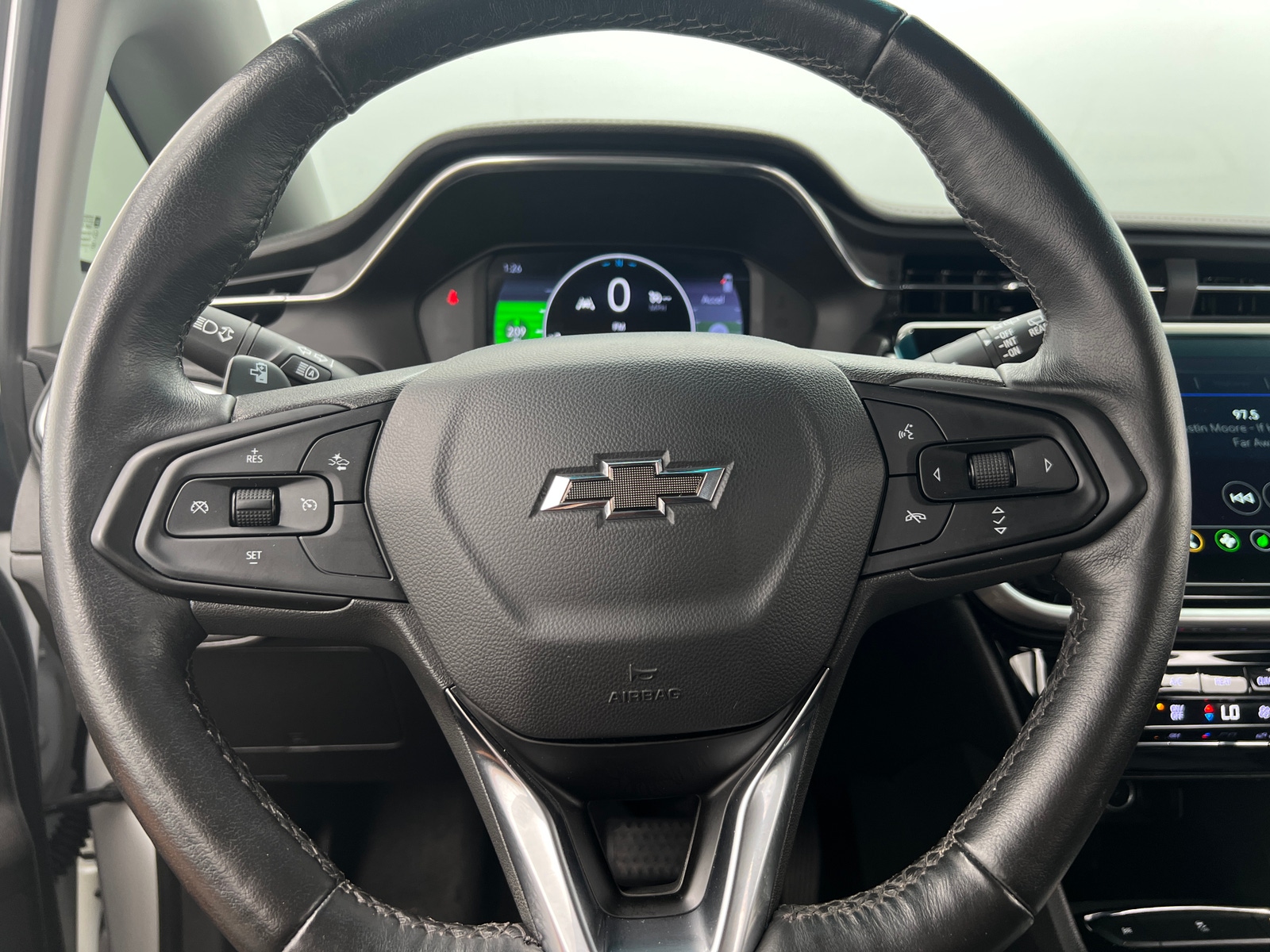 Thumbnail: 2023 Chevrolet Bolt EV - 4