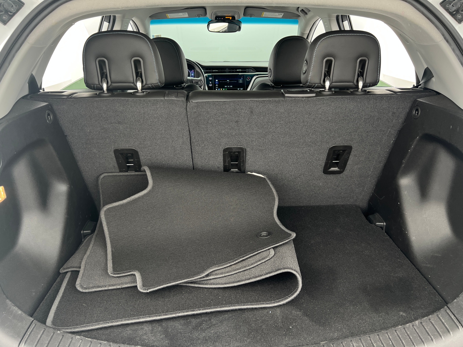 Thumbnail: 2023 Chevrolet Bolt EV - 6