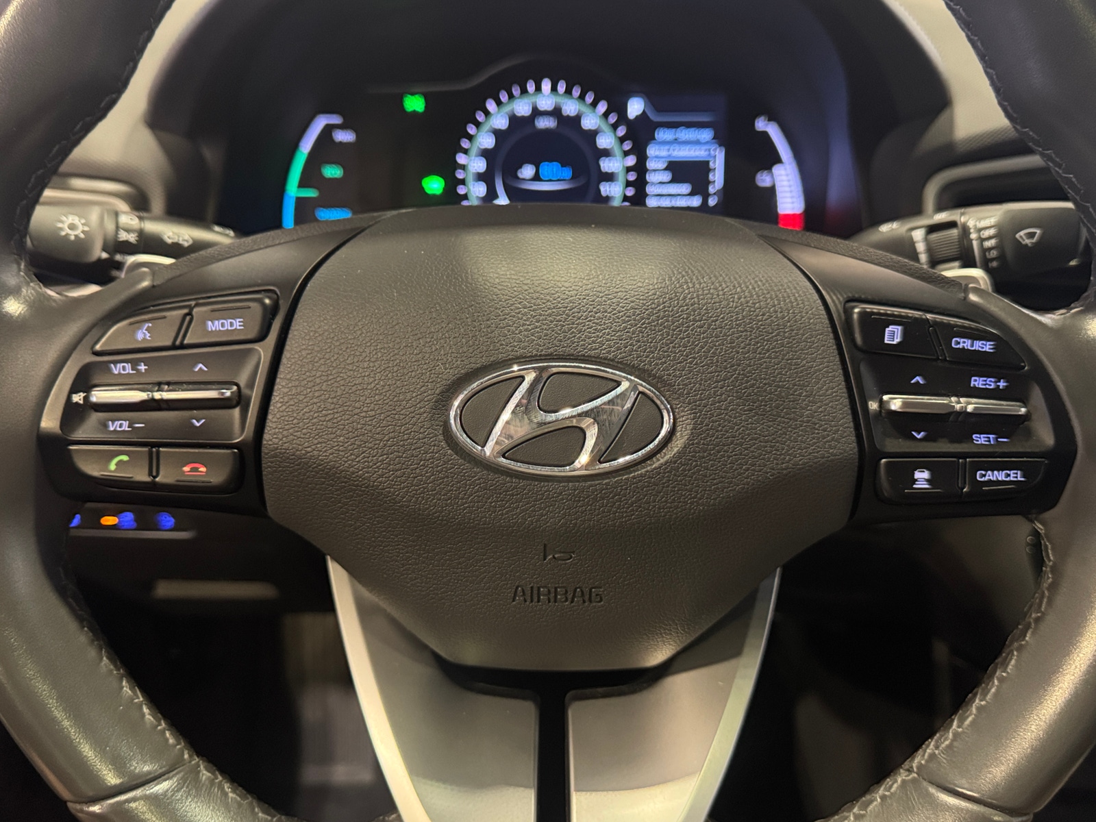 Thumbnail: 2019 Hyundai Ioniq - 4