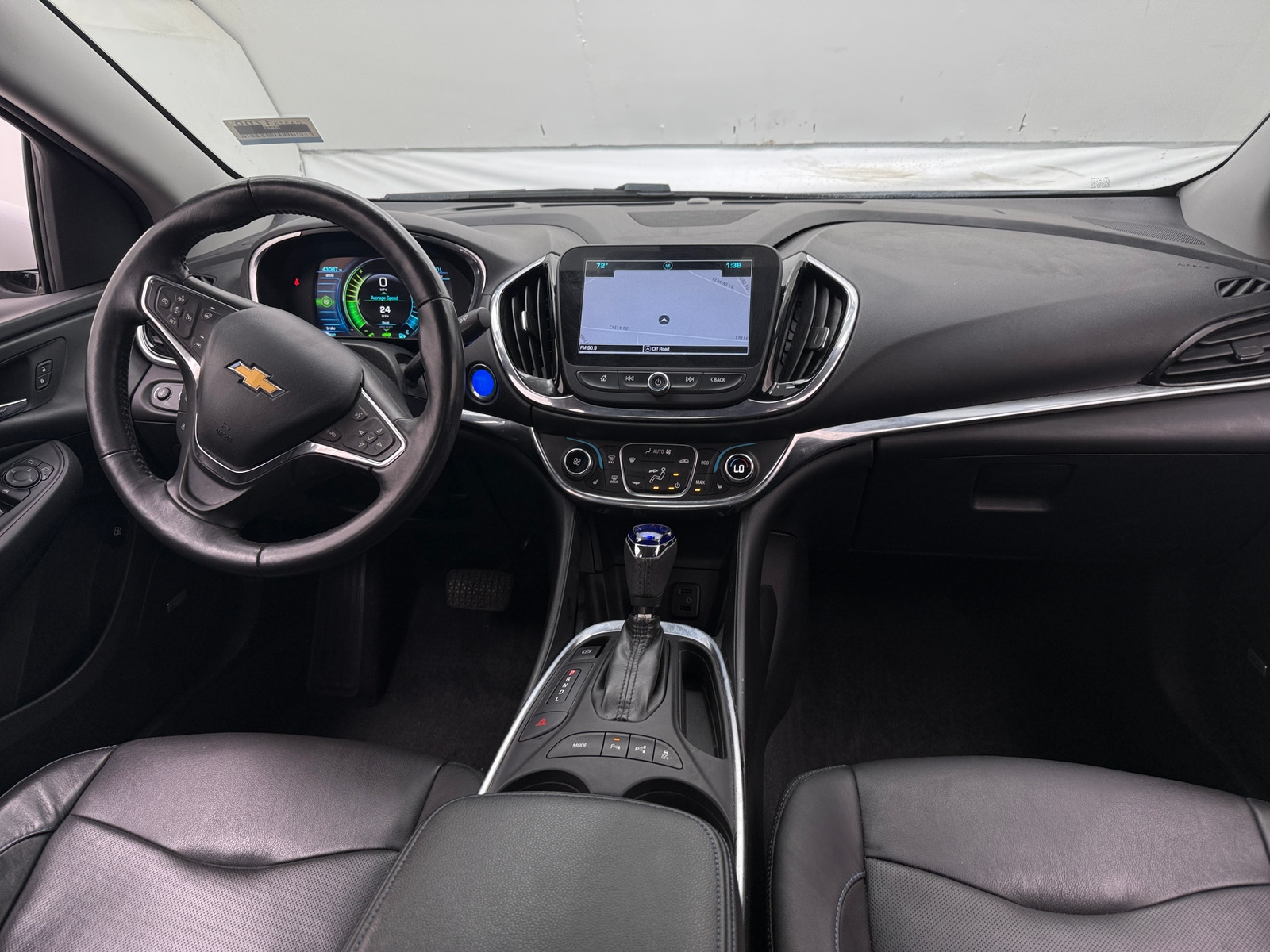 Thumbnail: 2017 Chevrolet Volt - 2