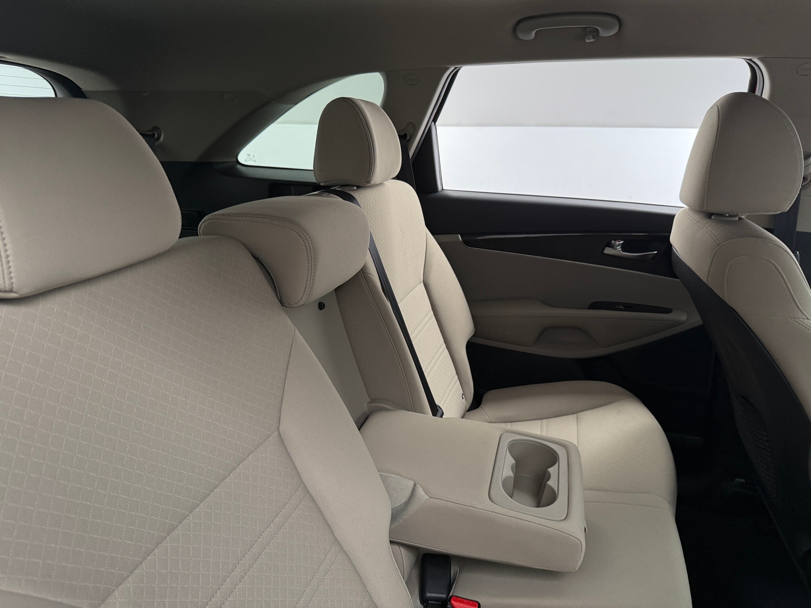 Thumbnail: 2020 Kia Sorento - 6