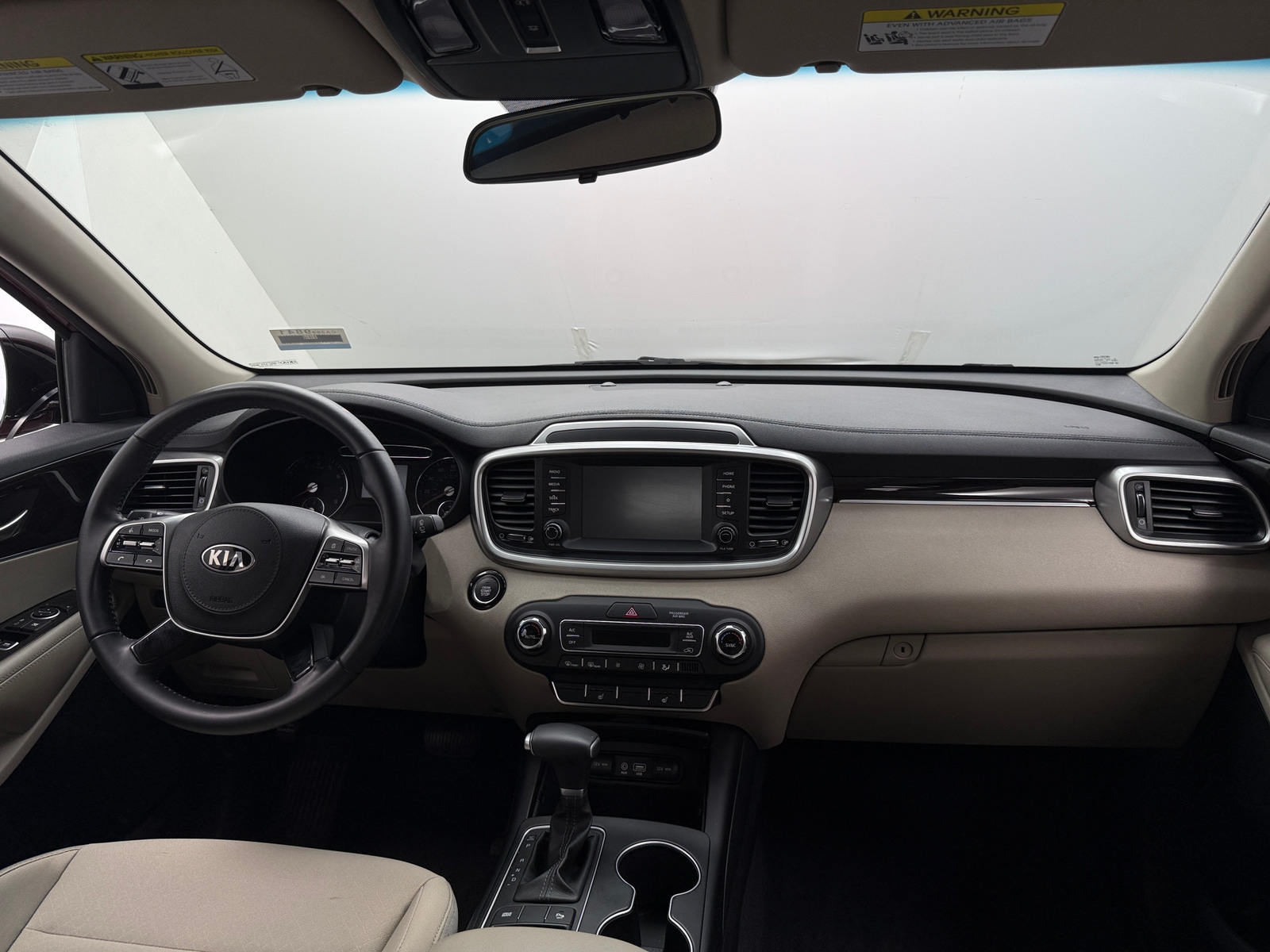 Thumbnail: 2020 Kia Sorento - 3