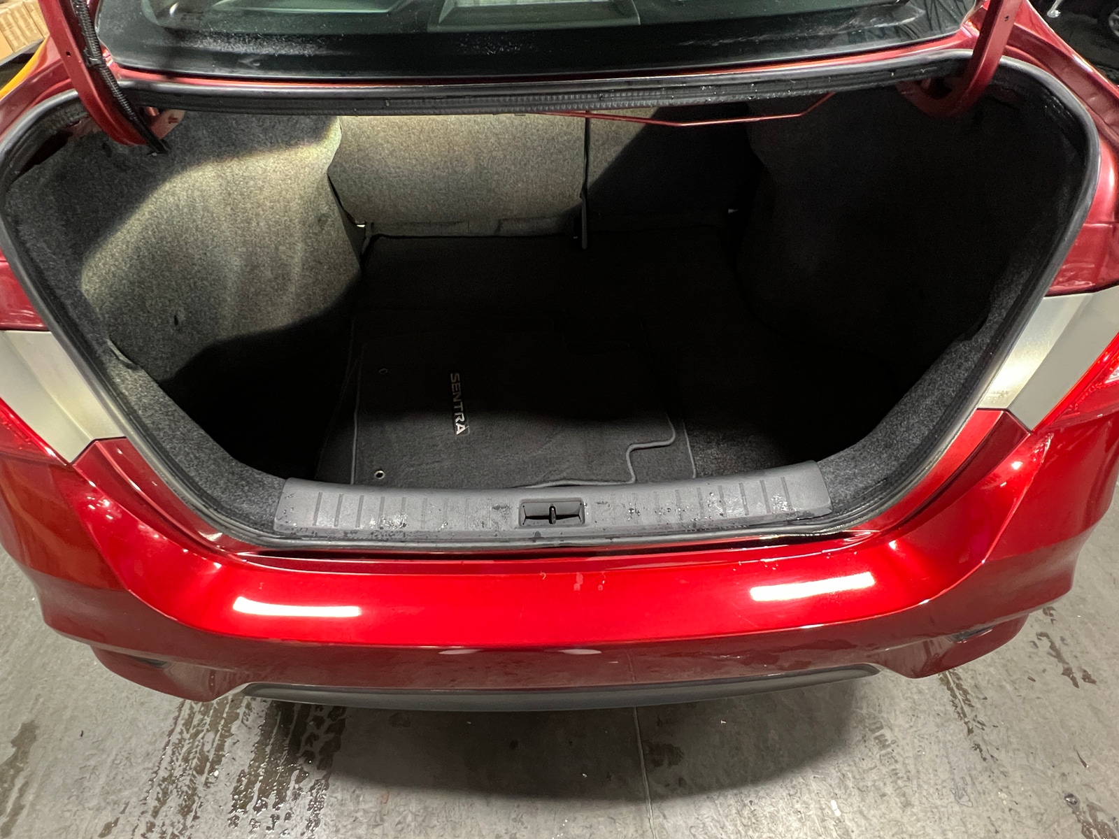 Thumbnail: 2019 Nissan Sentra - 7