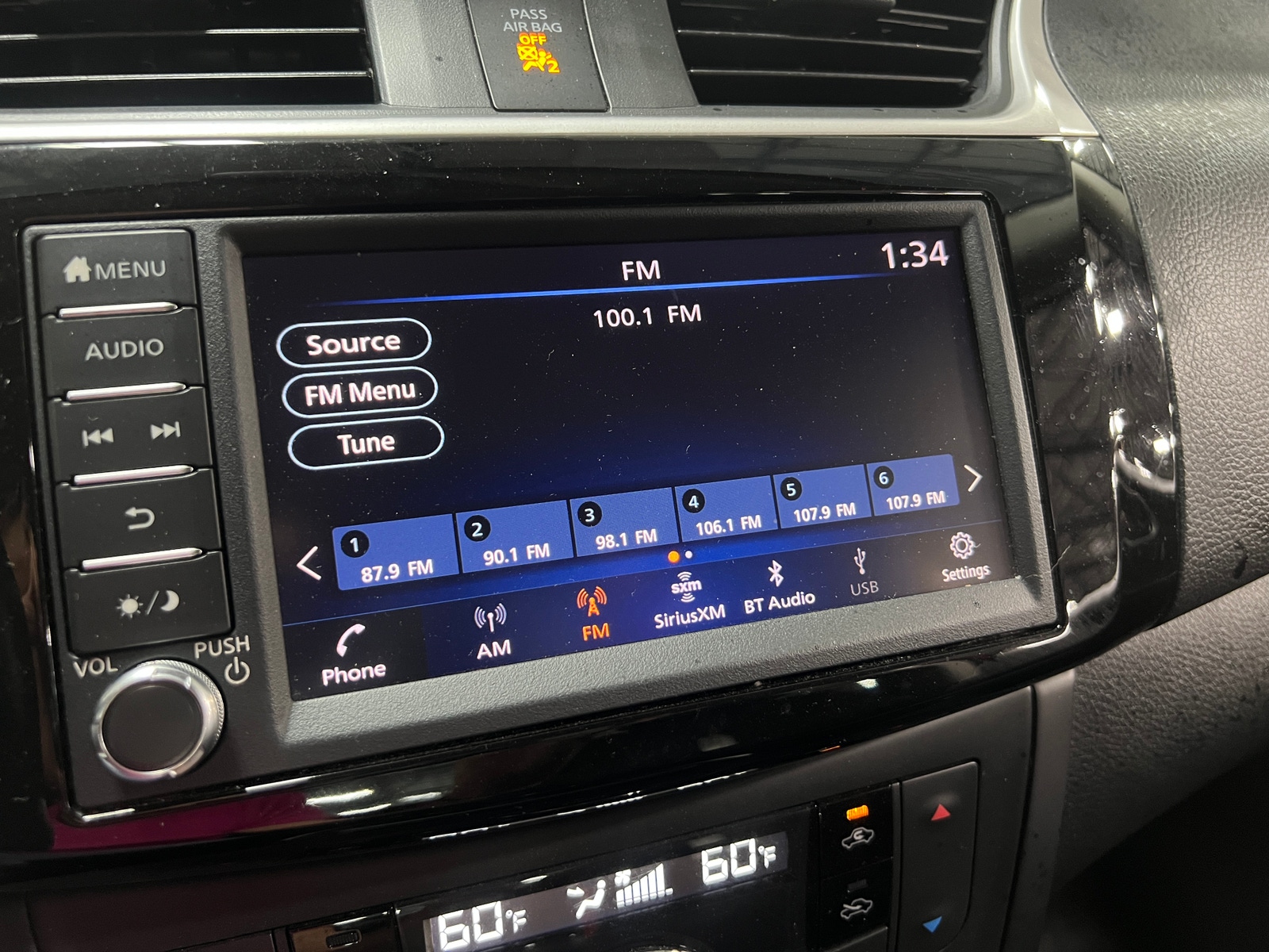 Thumbnail: 2019 Nissan Sentra - 4