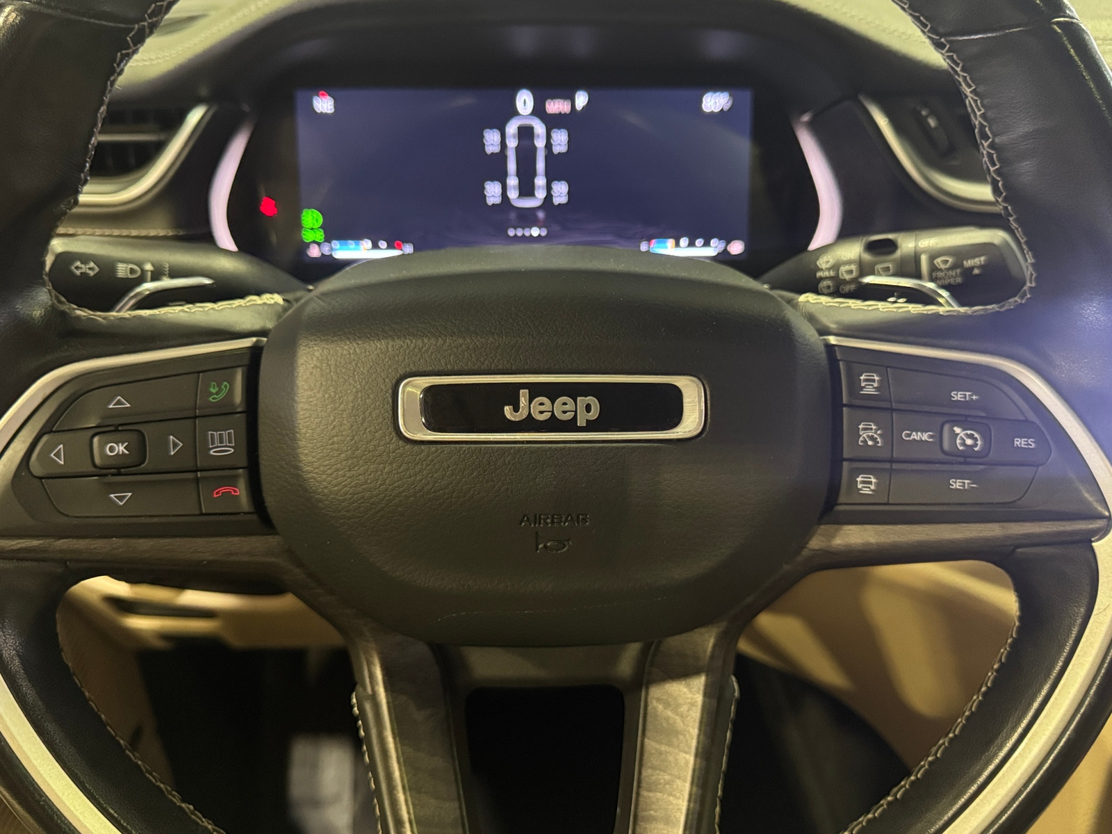 Thumbnail: 2021 Jeep Grand Cherokee L - 4