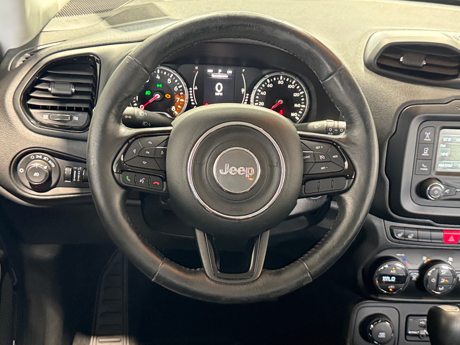 Thumbnail: 2016 Jeep Renegade - 5