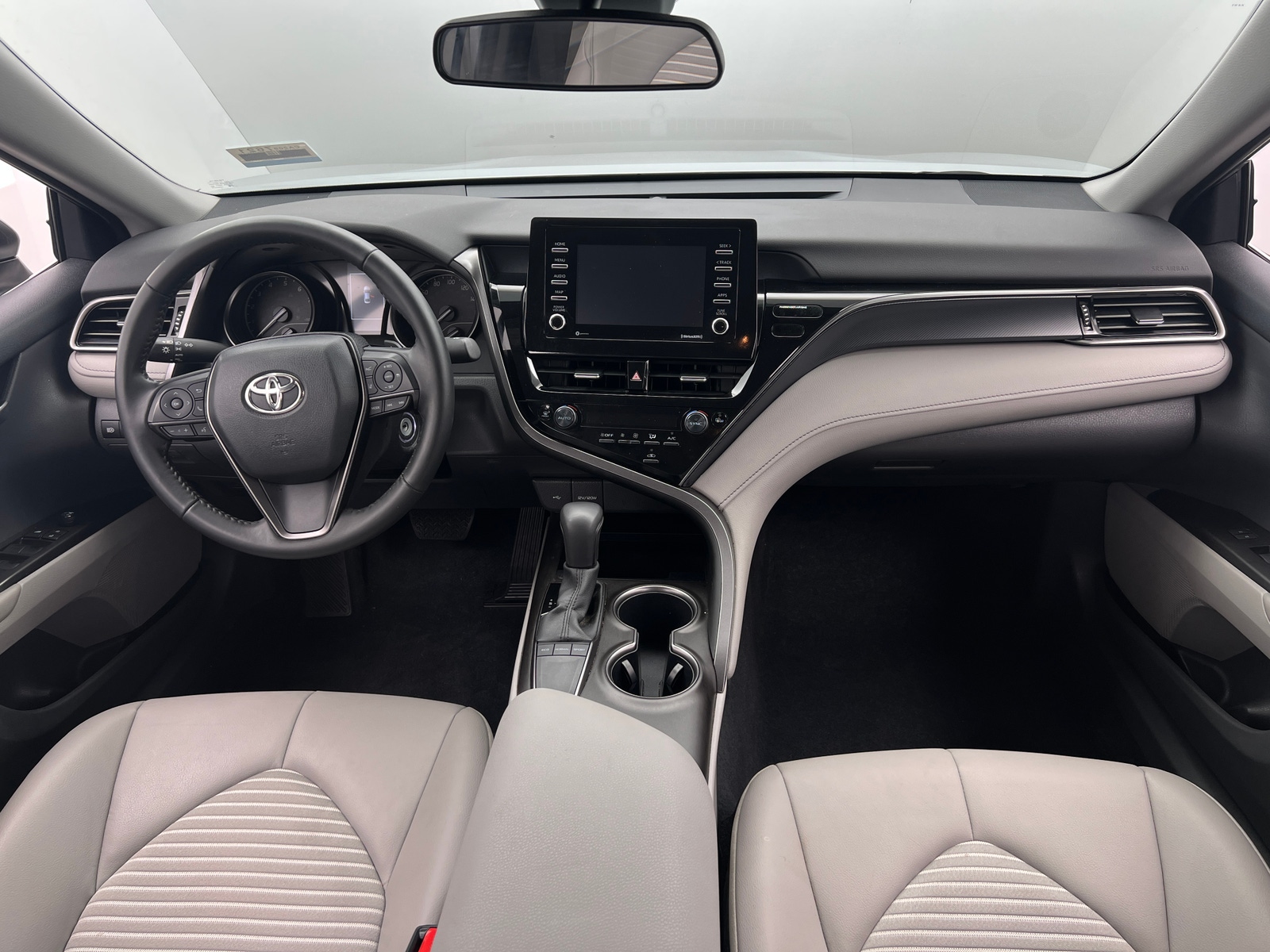 Thumbnail: 2022 Toyota Camry - 3