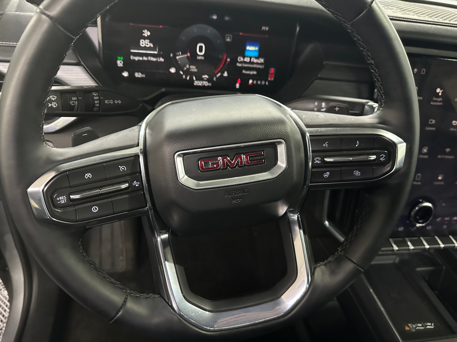 Thumbnail: 2025 GMC Acadia - 5
