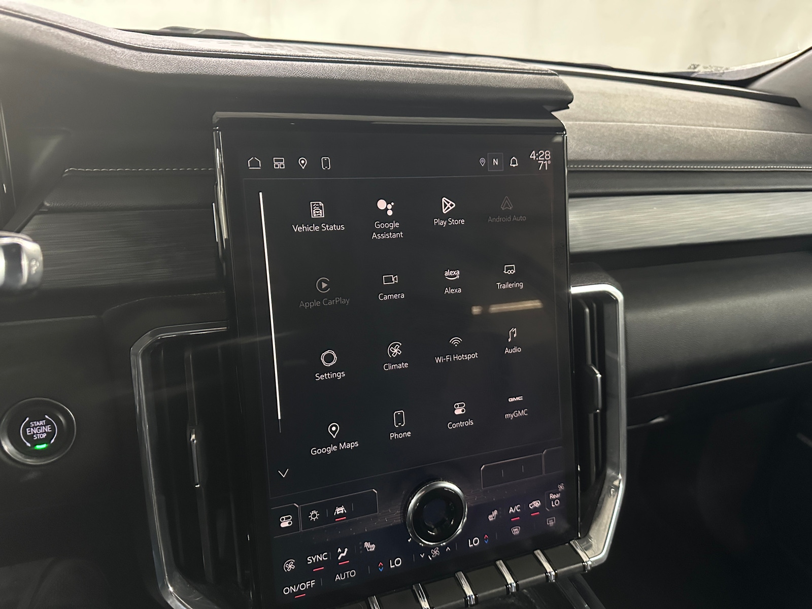 Thumbnail: 2025 GMC Acadia - 4