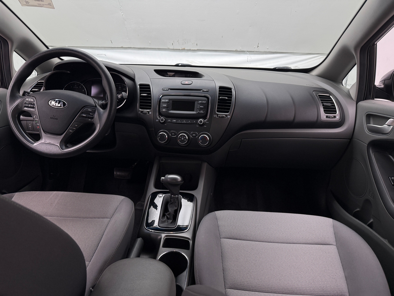 Thumbnail: 2018 Kia Forte - 3