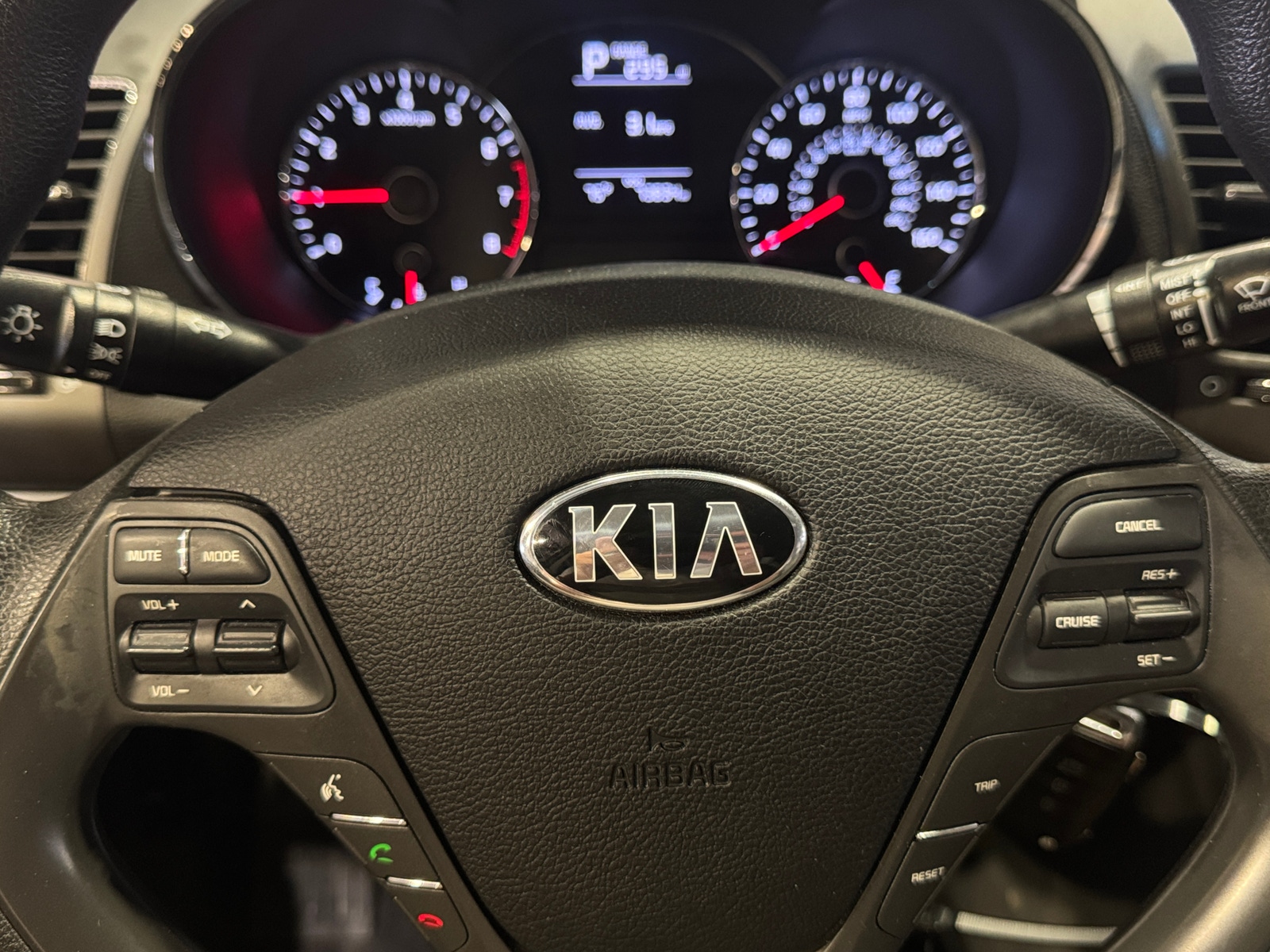 Thumbnail: 2018 Kia Forte - 5