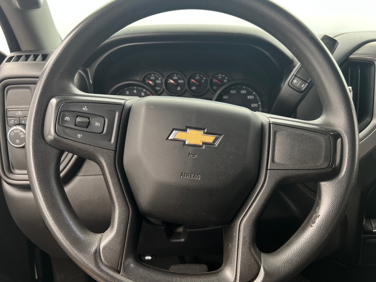 Thumbnail: 2021 Chevrolet Silverado 1500 - 5