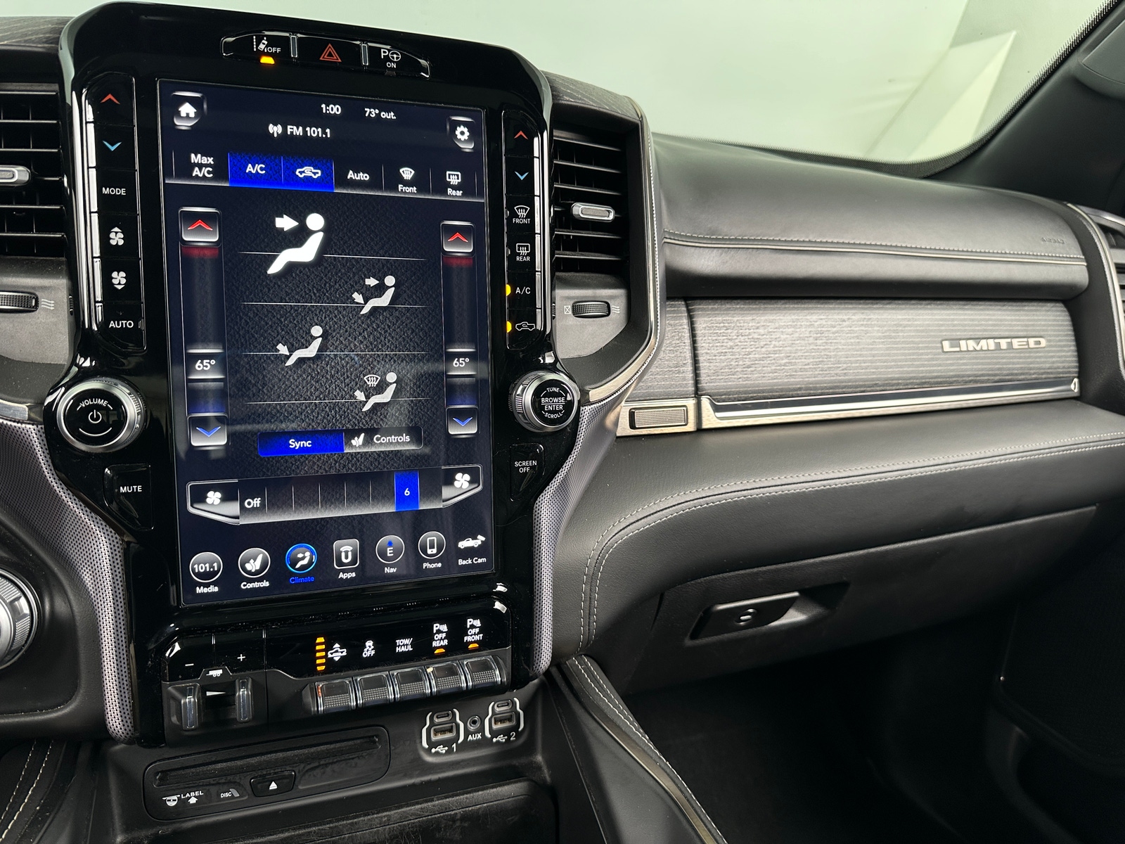 Thumbnail: 2019 RAM 1500 - 3
