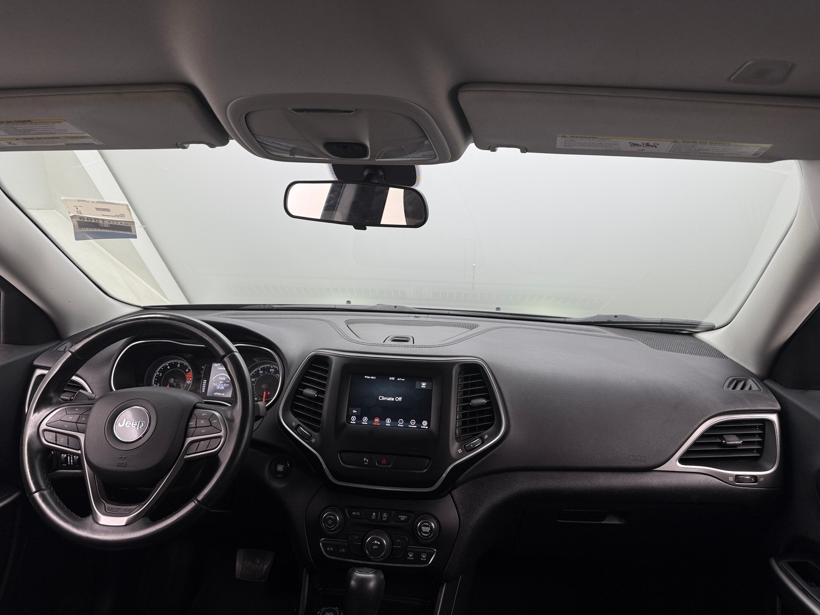 Thumbnail: 2019 Jeep Cherokee - 3