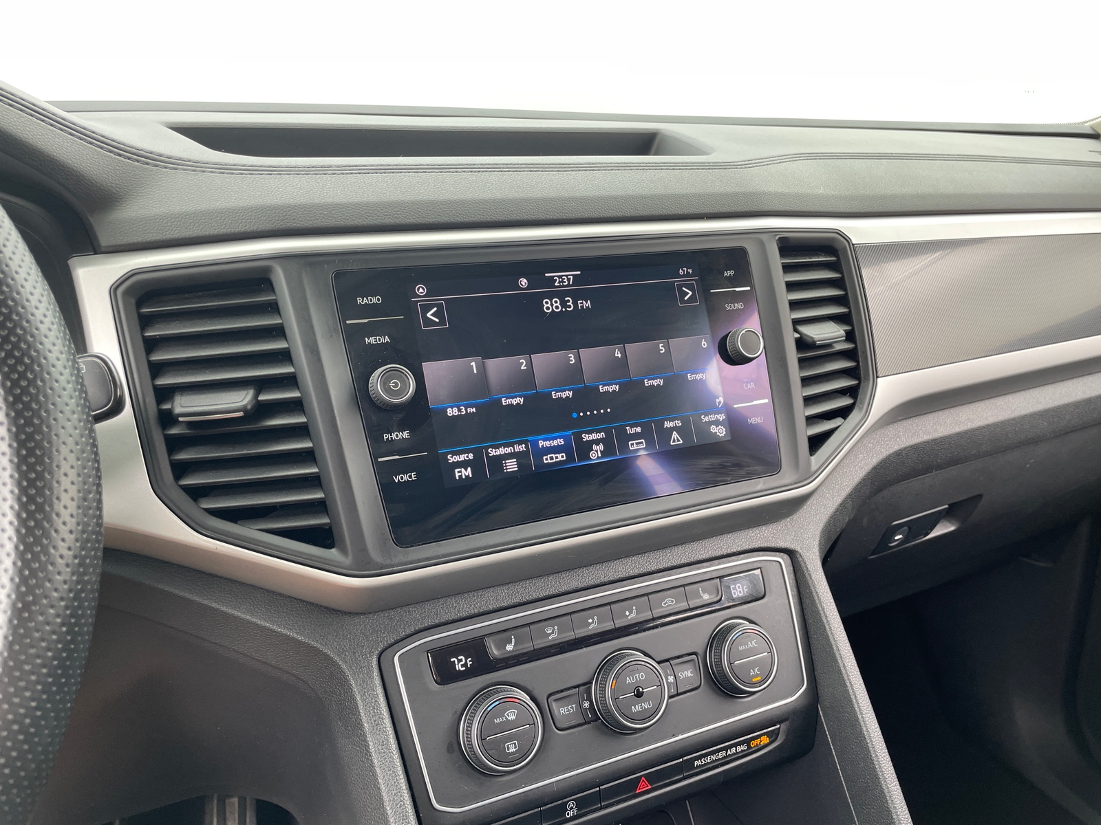 Thumbnail: 2021 Volkswagen Atlas - 3