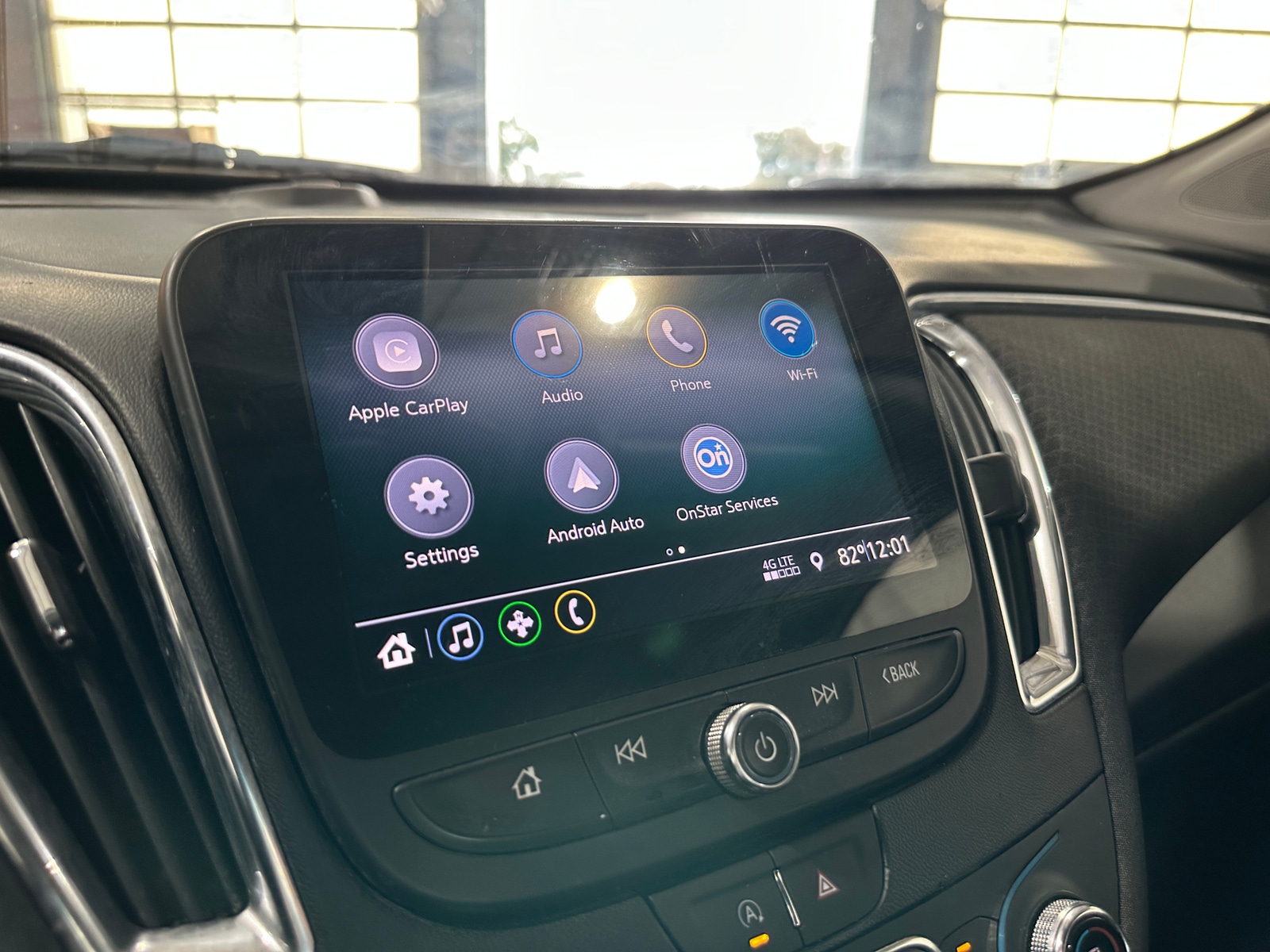 Thumbnail: 2020 Chevrolet Malibu - 4