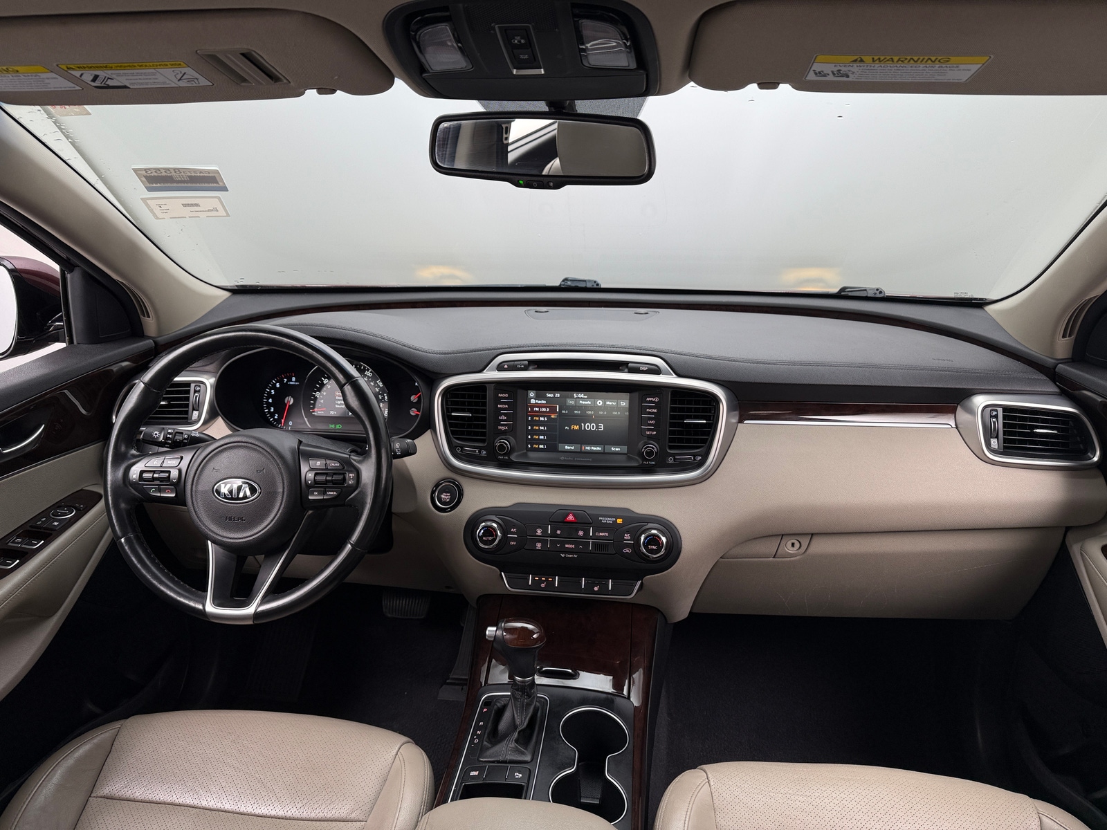 Thumbnail: 2017 Kia Sorento - 2