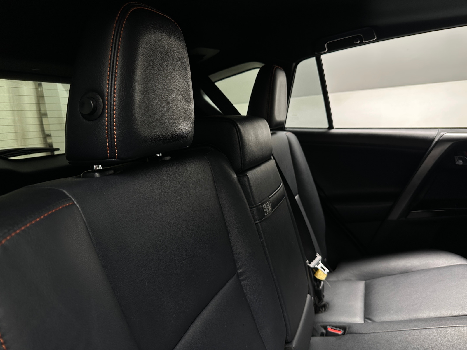 Thumbnail: 2018 Toyota RAV4 - 5