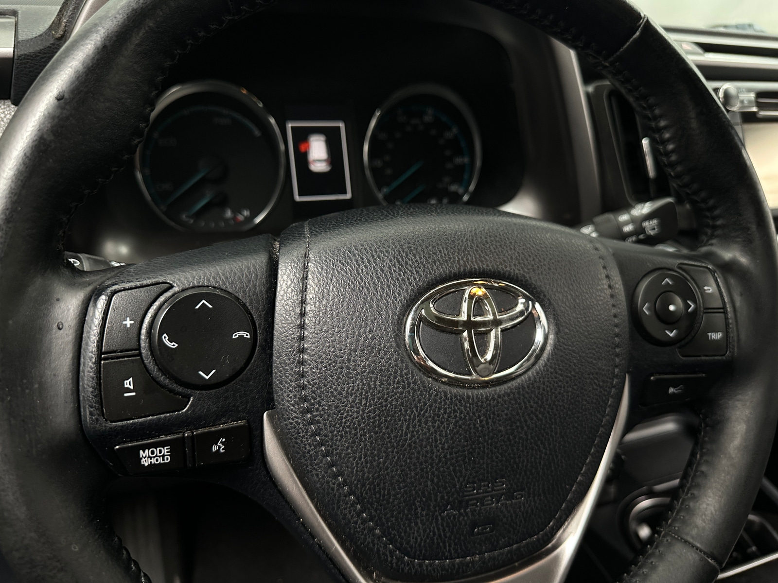 Thumbnail: 2018 Toyota RAV4 - 4