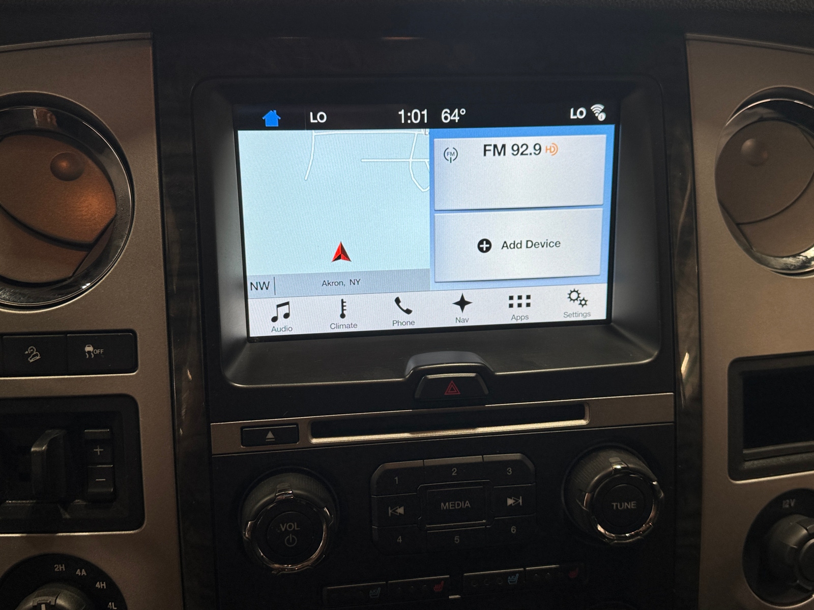 Thumbnail: 2017 Ford Expedition - 3