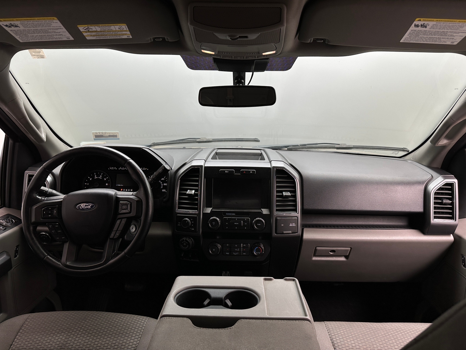 Thumbnail: 2019 Ford Econoline - 3
