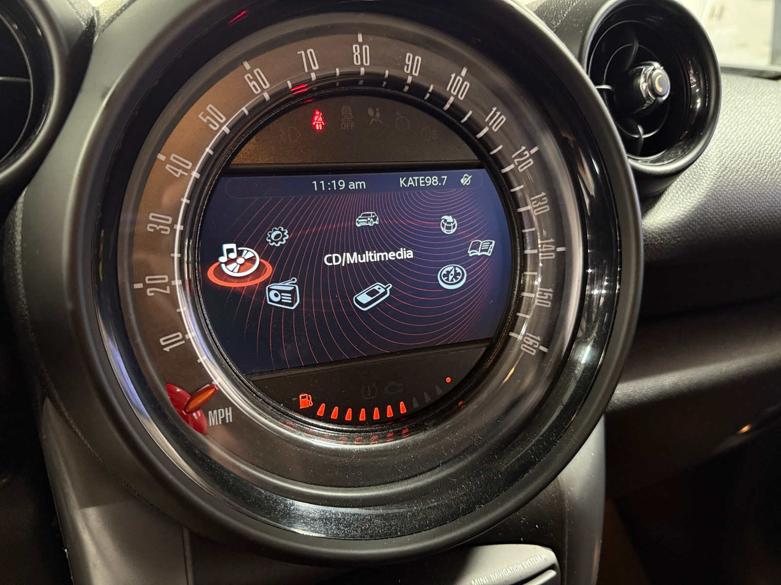 Thumbnail: 2015 MINI Cooper Countryman - 3