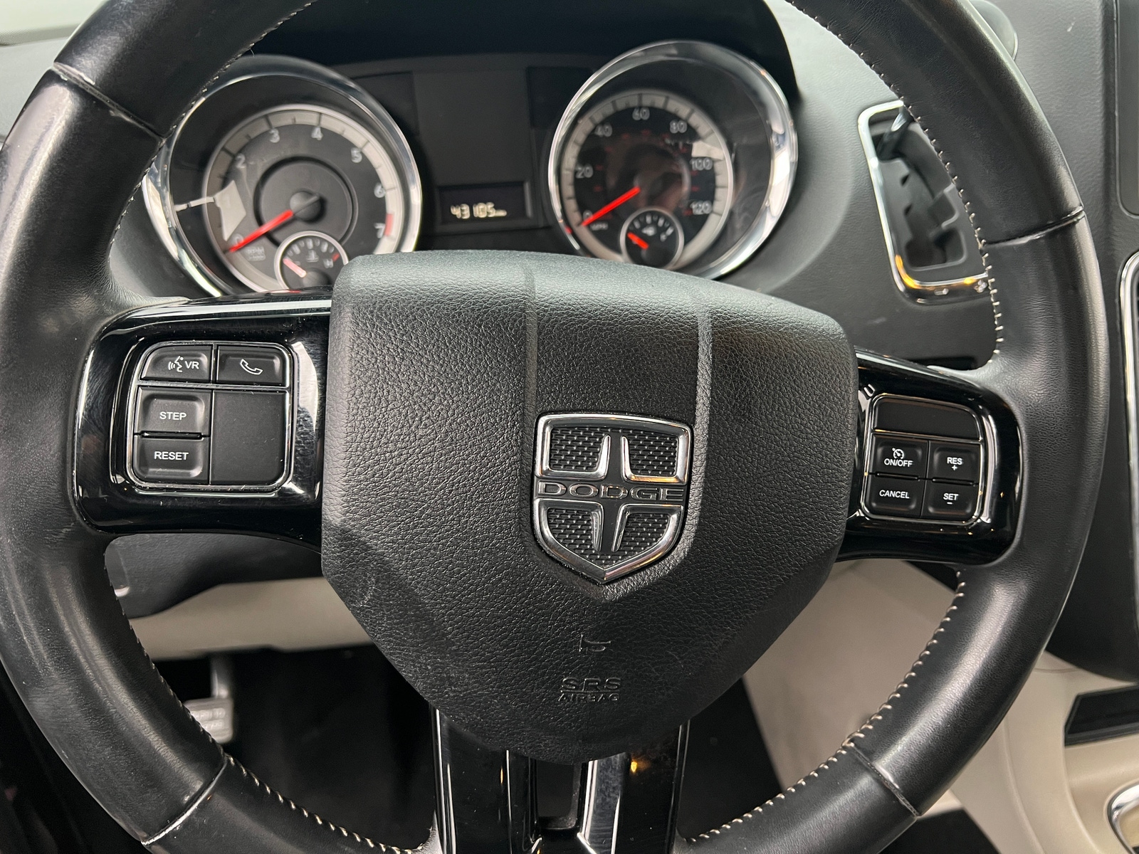 Thumbnail: 2019 Dodge Grand Caravan - 4