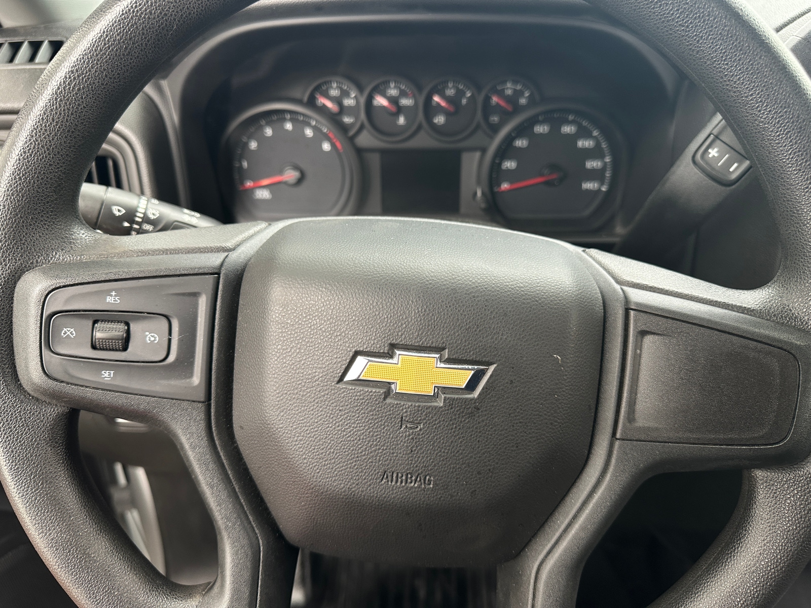 Thumbnail: 2022 Chevrolet Silverado 1500 - 5