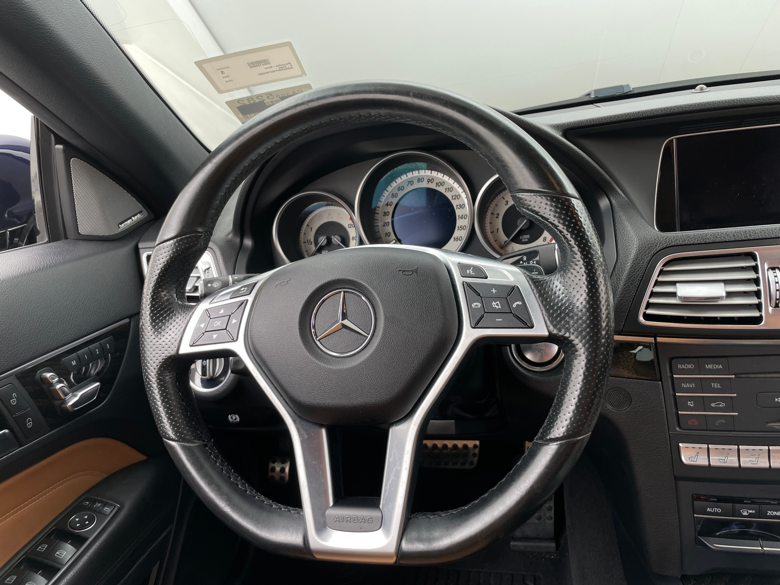 Thumbnail: 2016 Mercedes-Benz E-Class - 4
