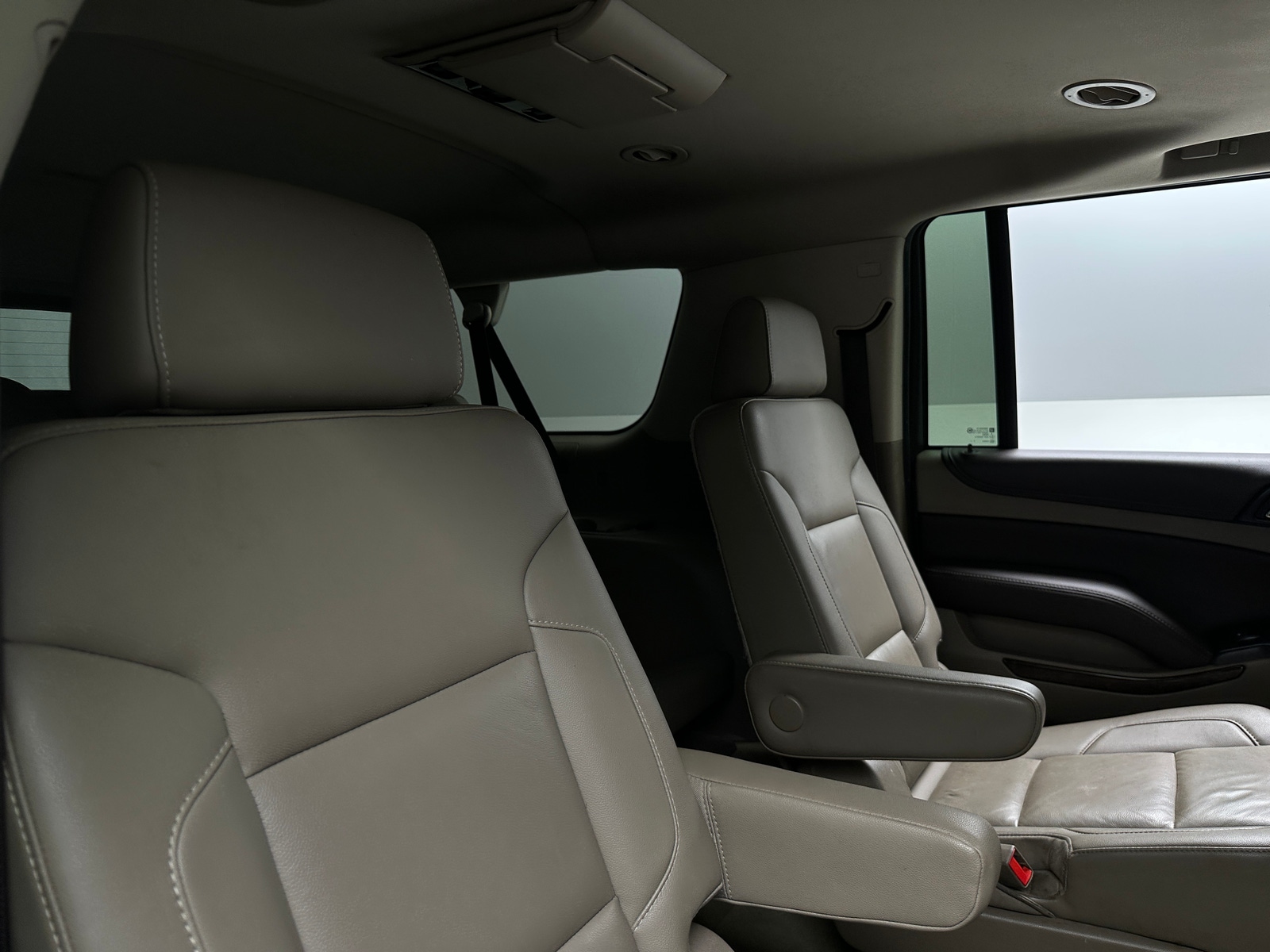 Thumbnail: 2018 Chevrolet Suburban - 5