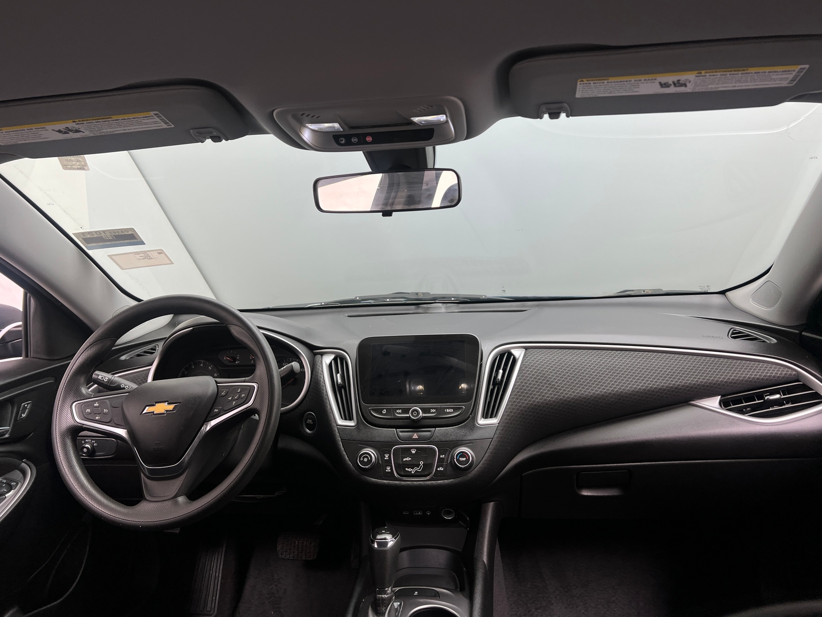 Thumbnail: 2019 Chevrolet Malibu - 3