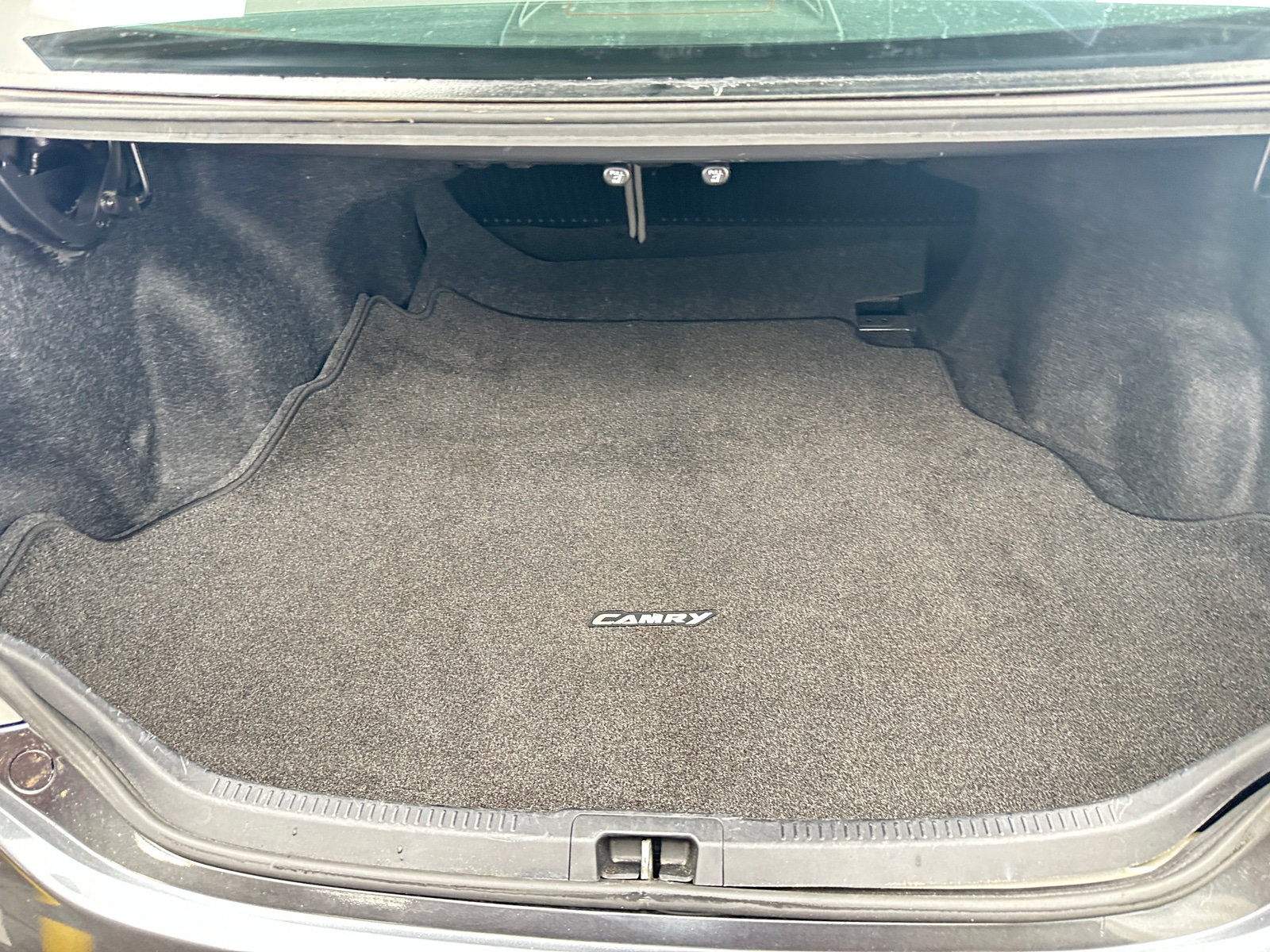 Thumbnail: 2012 Toyota Camry - 7