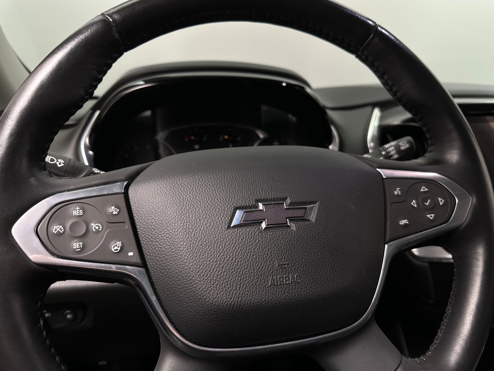 Thumbnail: 2020 Chevrolet Traverse - 4