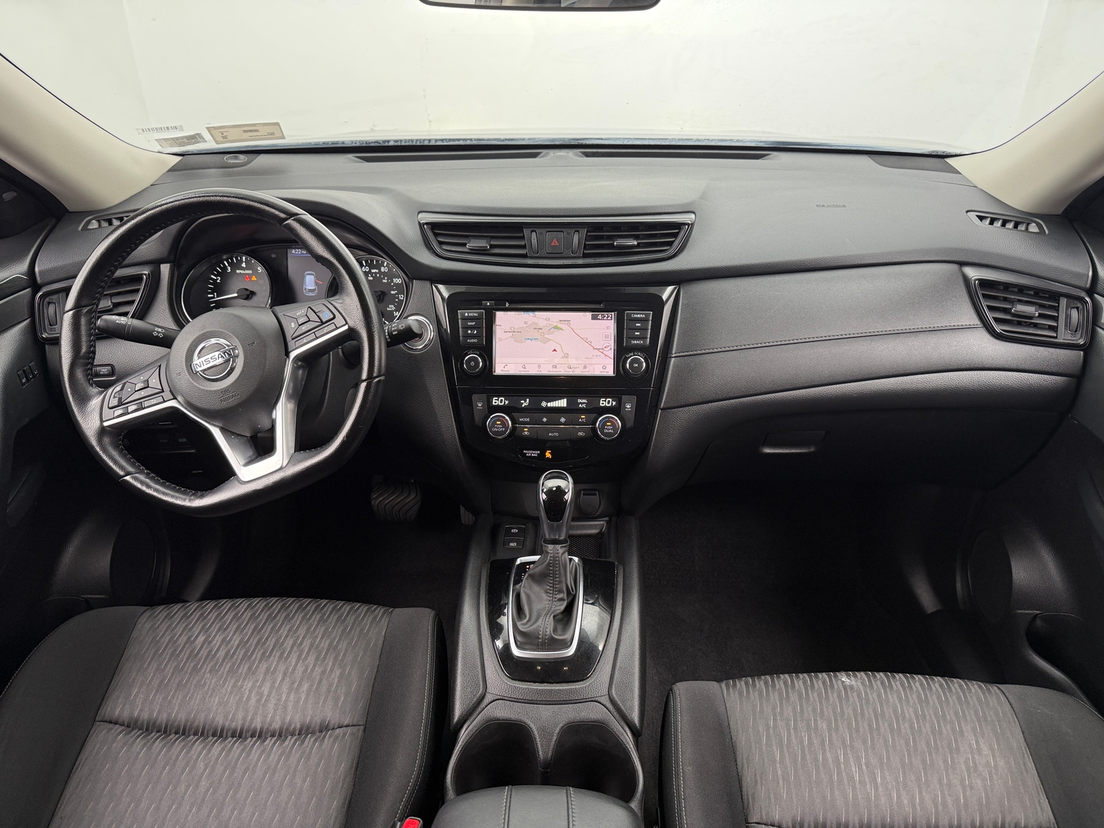 Thumbnail: 2020 Nissan Rogue - 3