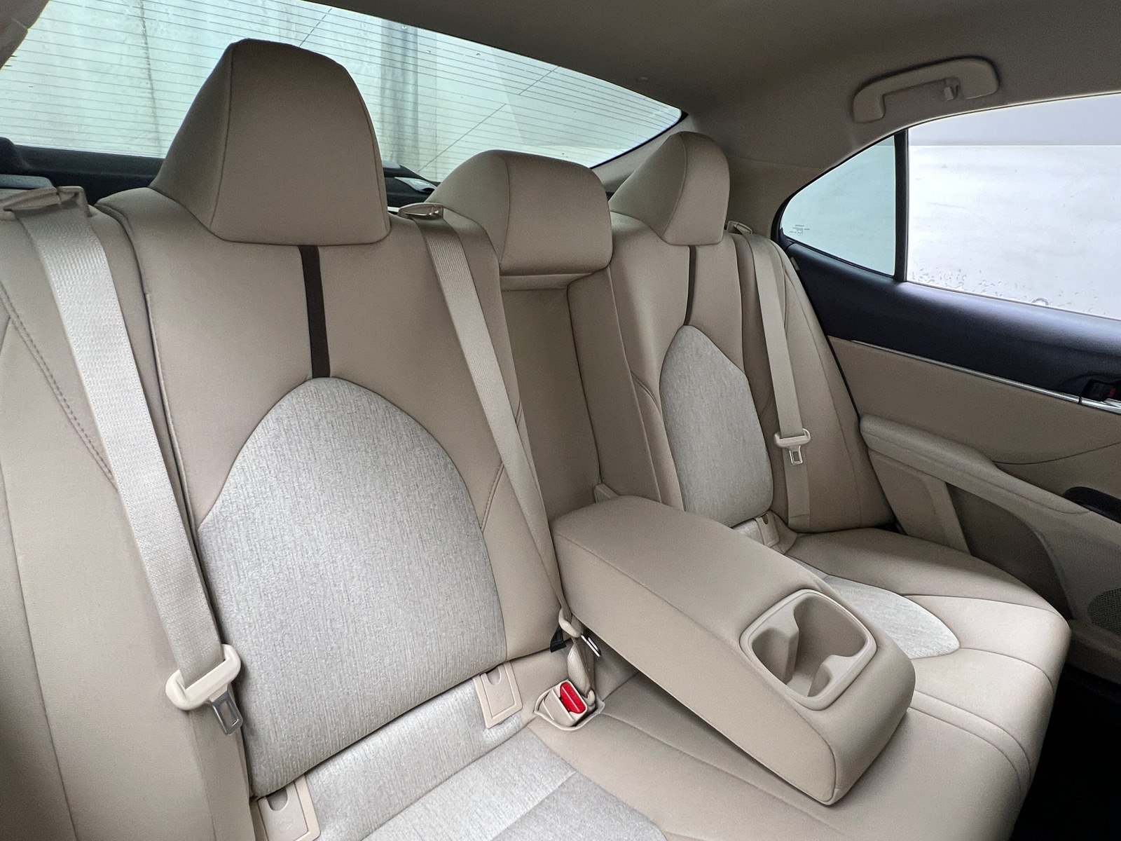 Thumbnail: 2018 Toyota Camry - 6
