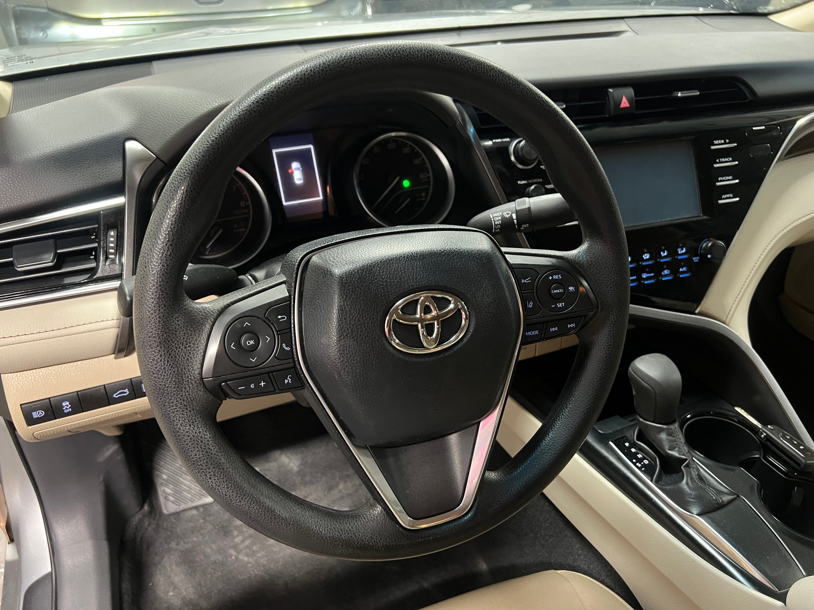 Thumbnail: 2018 Toyota Camry - 5