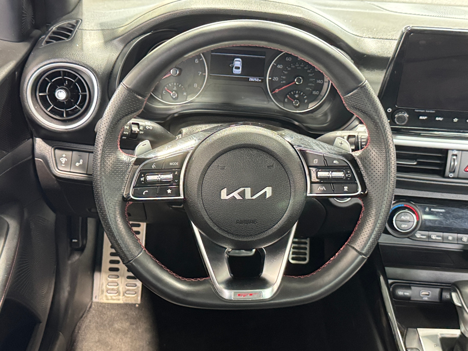 Thumbnail: 2022 Kia Forte - 5