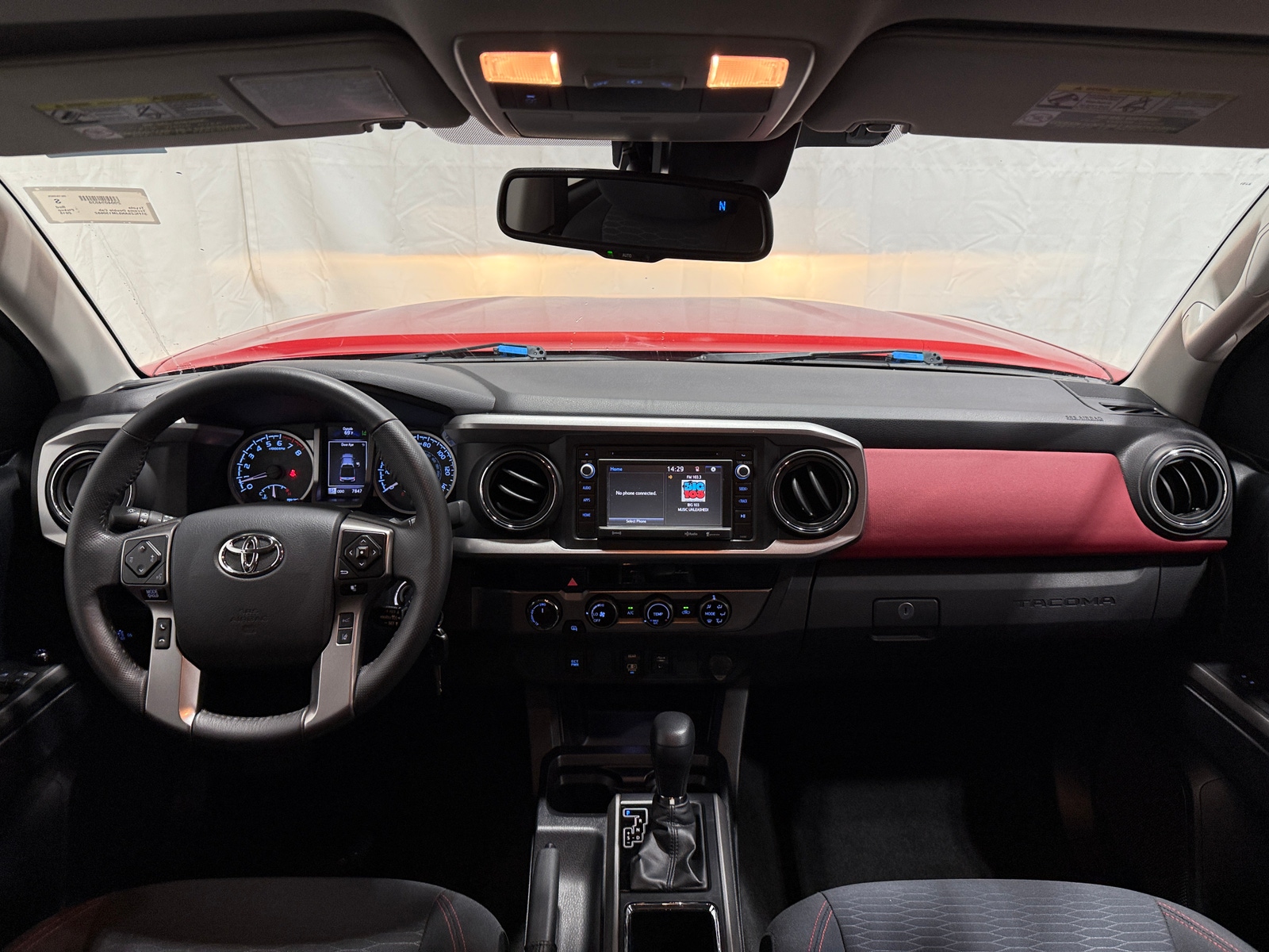 Thumbnail: 2018 Toyota Tacoma - 3