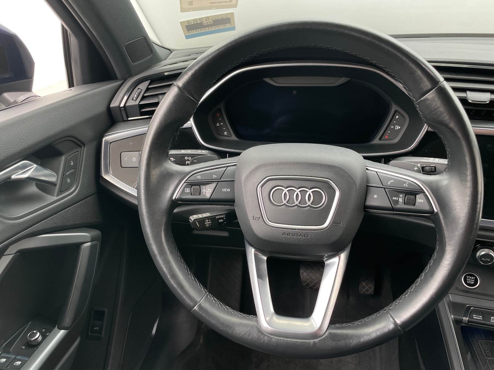 Thumbnail: 2021 Audi Q3 - 4