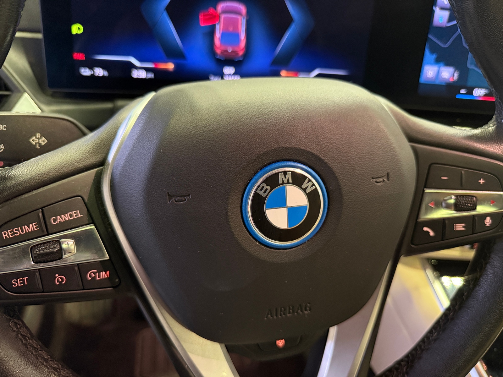 Thumbnail: 2022 BMW i4 - 4