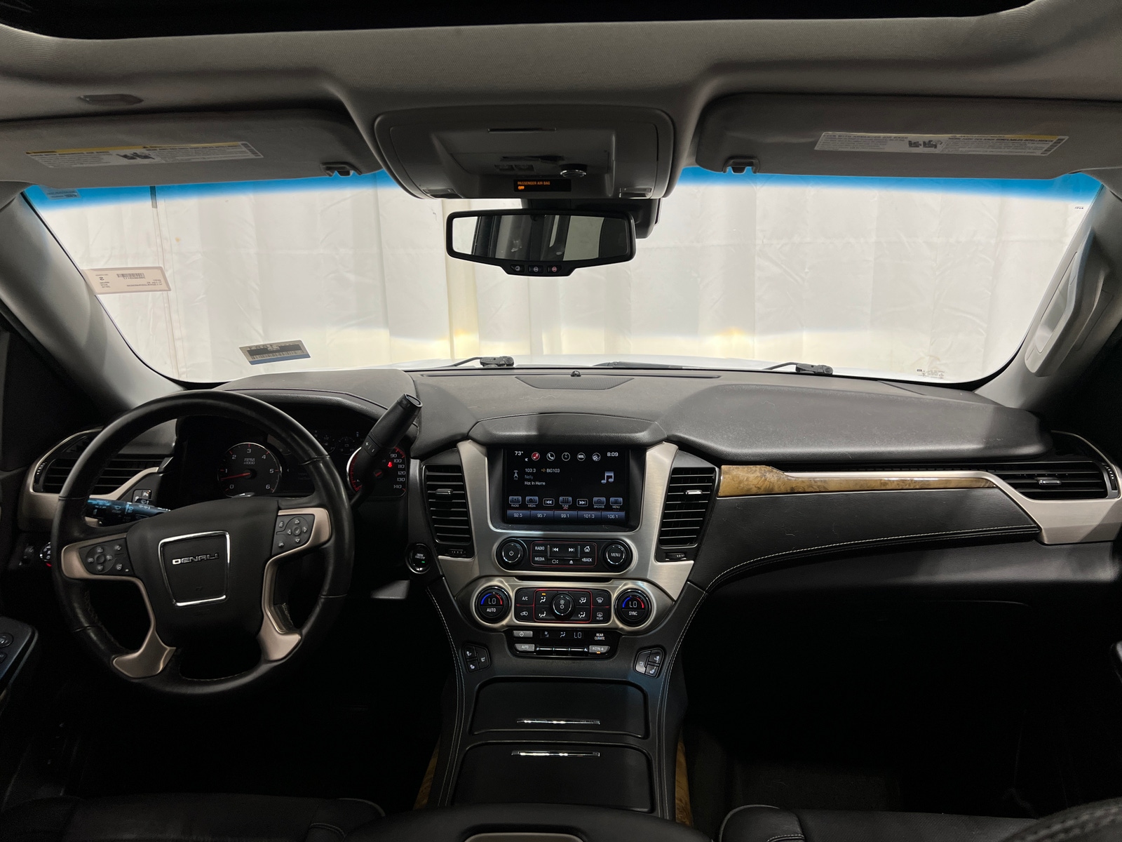 Thumbnail: 2016 GMC Yukon XL - 2