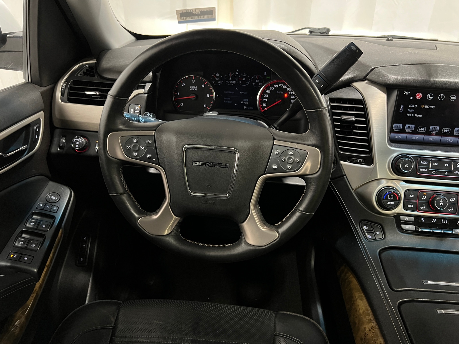 Thumbnail: 2016 GMC Yukon XL - 4