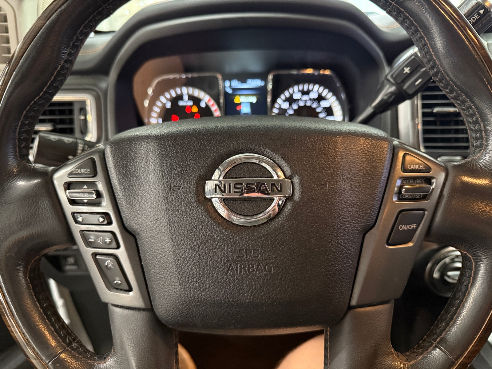 Thumbnail: 2017 Nissan Titan - 4