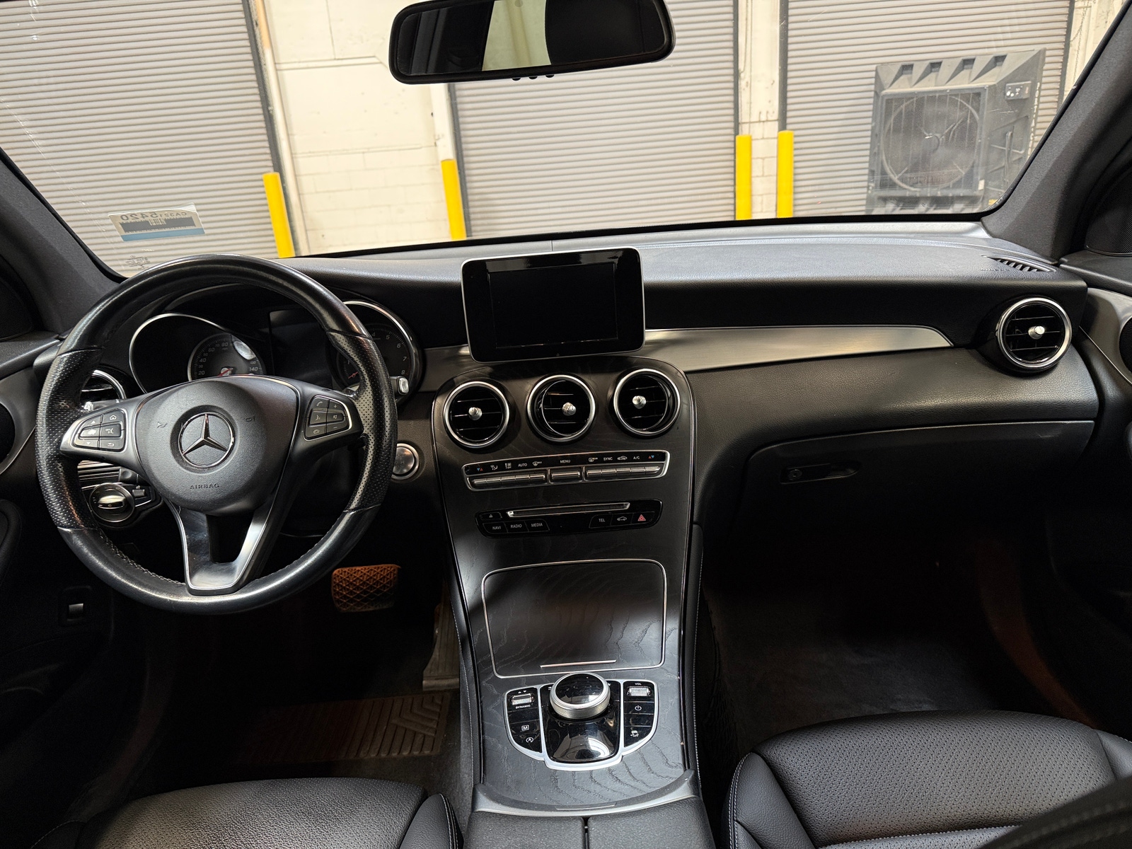 Thumbnail: 2019 Mercedes-Benz GLC - 2