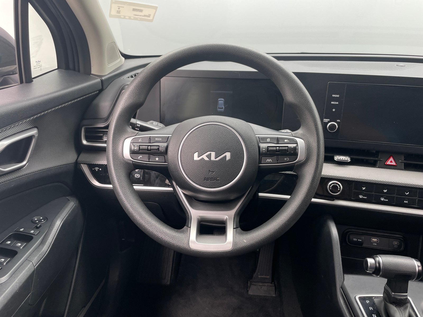 Thumbnail: 2024 Kia Sportage - 5