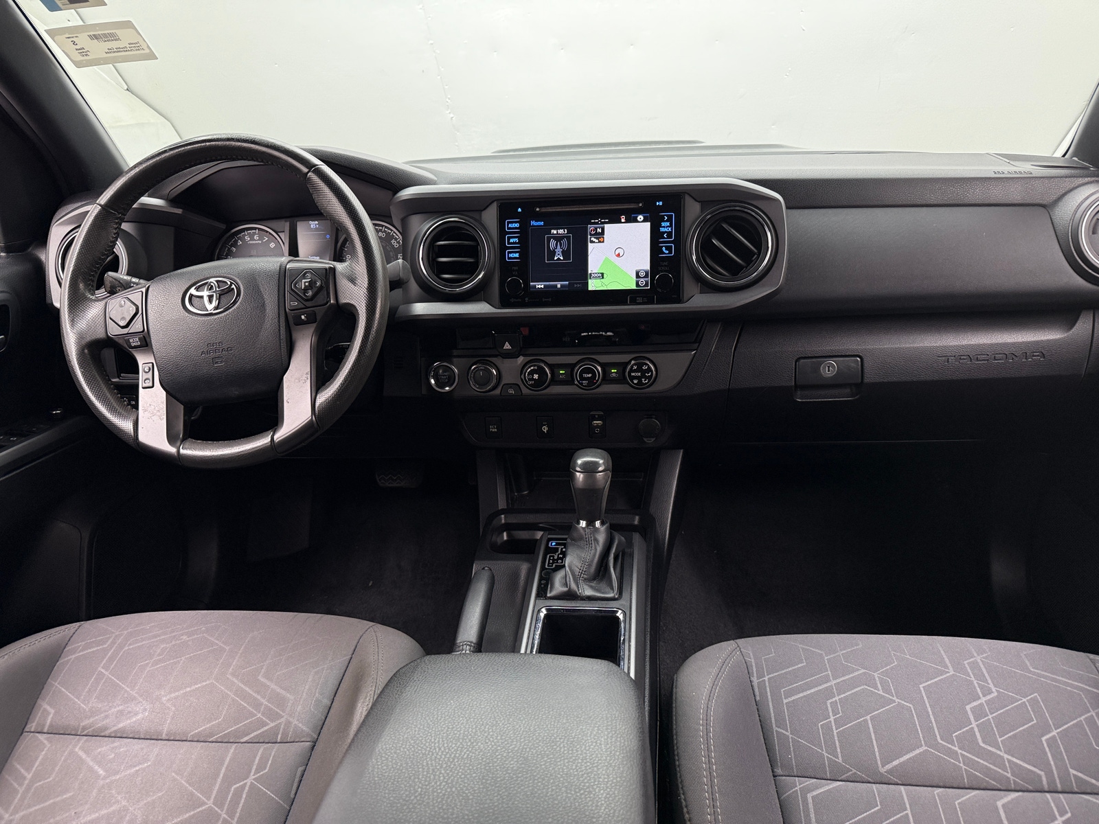 Thumbnail: 2017 Toyota Tacoma - 3