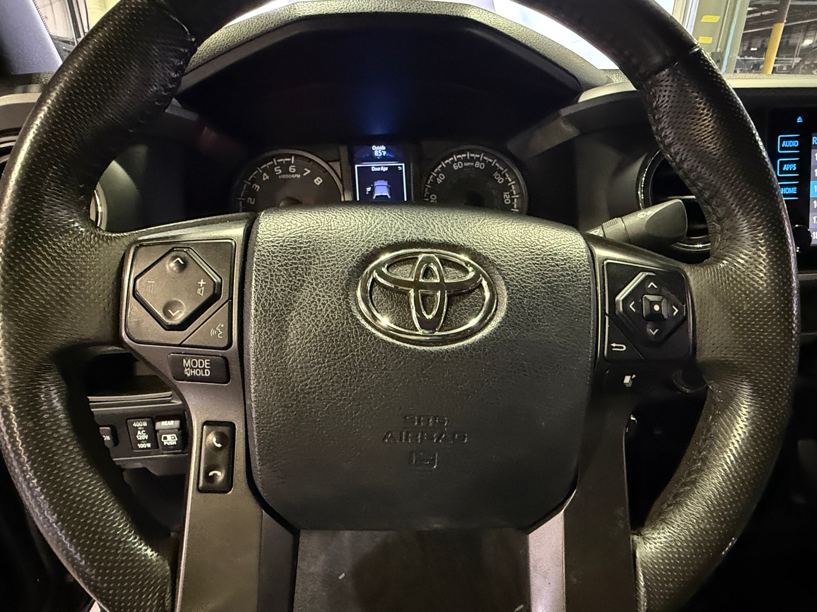 Thumbnail: 2017 Toyota Tacoma - 5