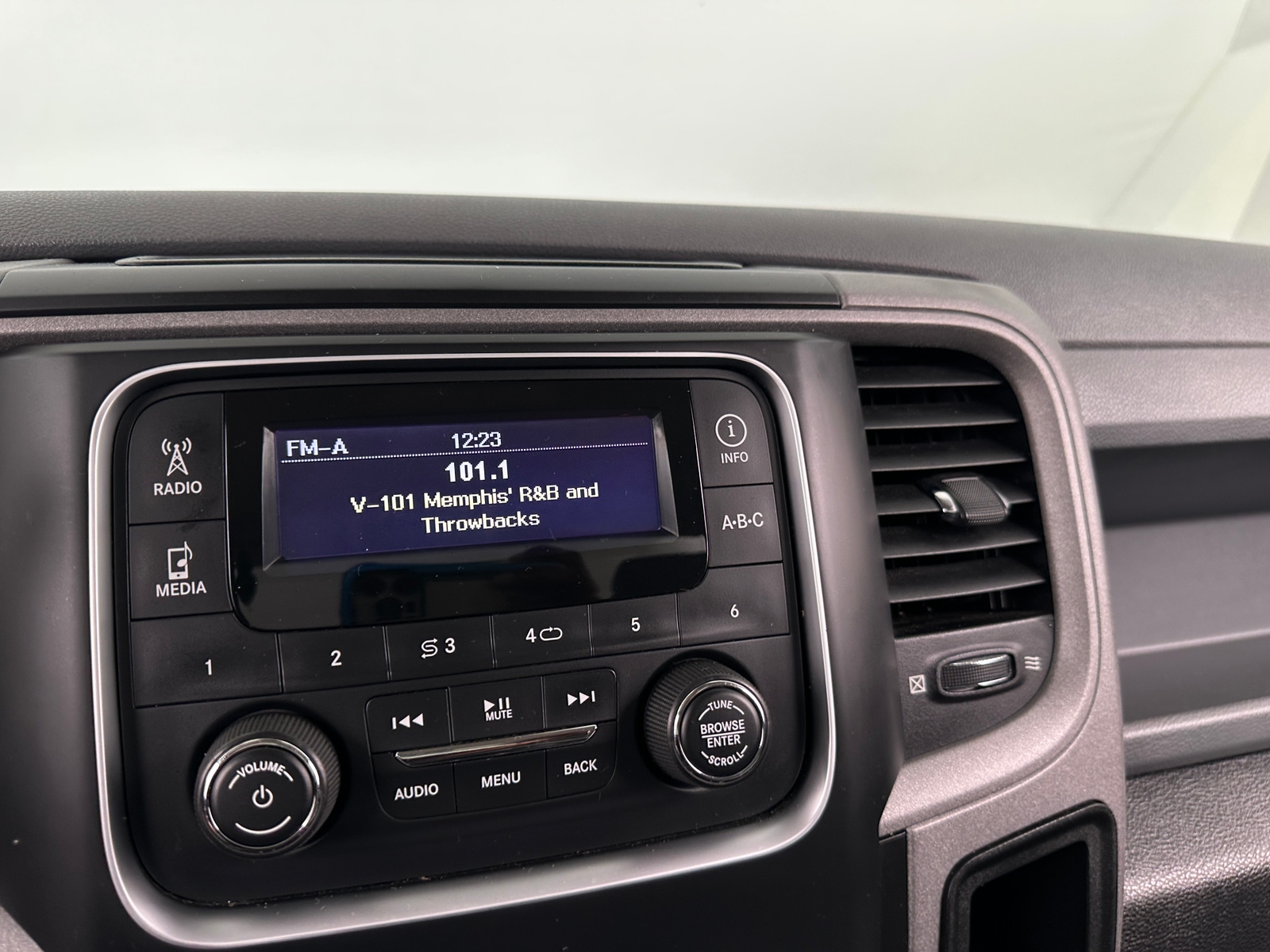 Thumbnail: 2014 RAM 1500 - 4